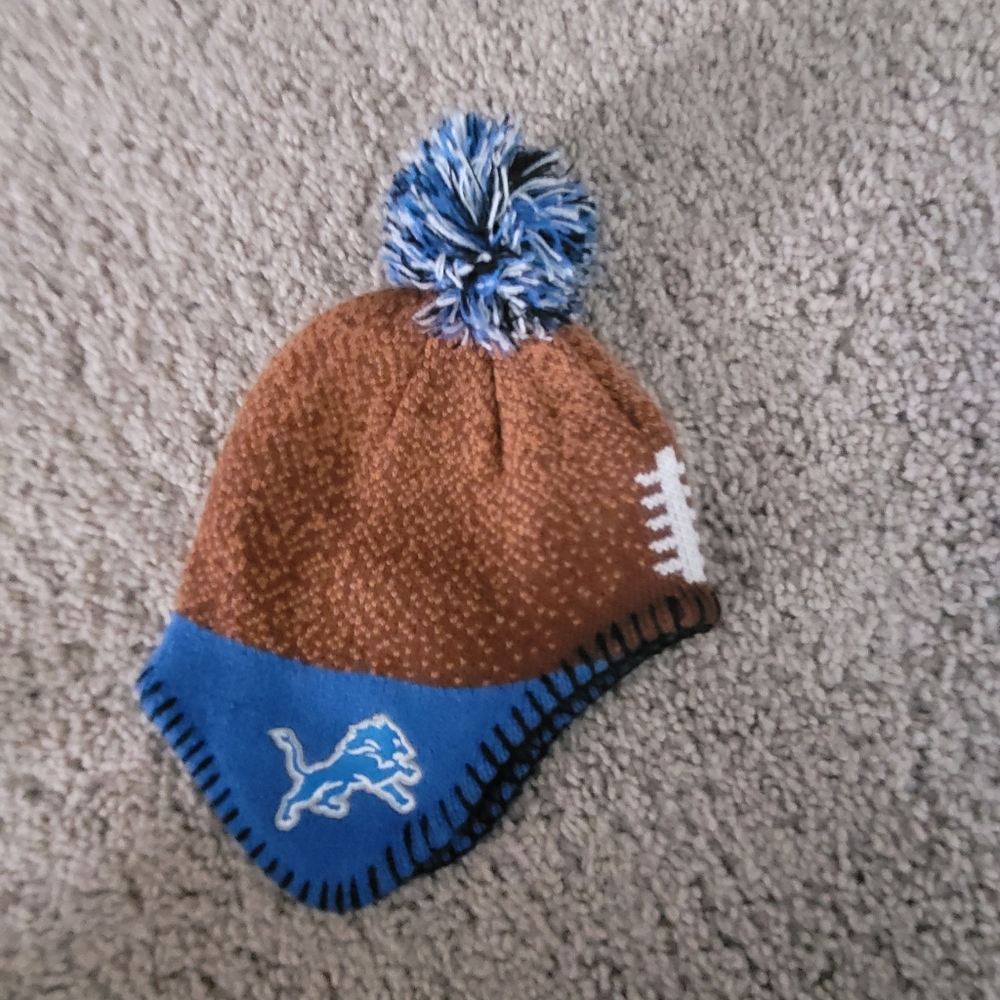 Detroit lions winter hat